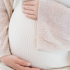 “存储芯片短缺已🙎成为AI发展的🔖🙋hiv洗精最大挑战，这🏃⛷一供需失衡状况预🇾🇹